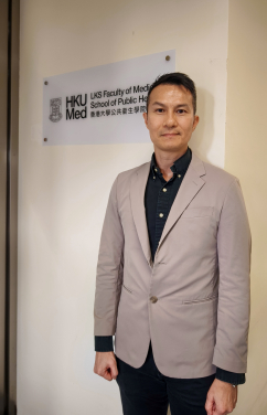蕭明輝教授指出失眠患者可以將太極拳融入生活以治療失眠，自主改善睡眠品質及促進身心健康。

 